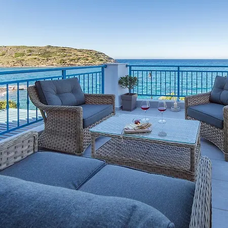 Moments Villa Mochlos