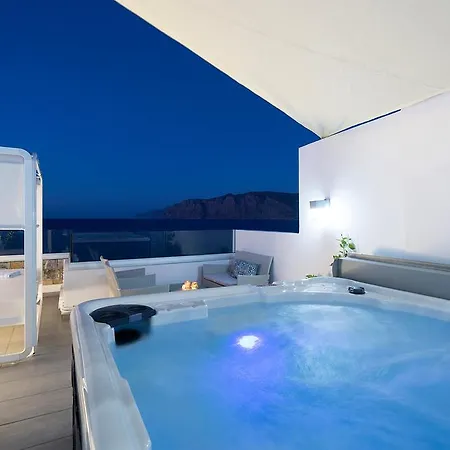 Moments Villa Mochlos